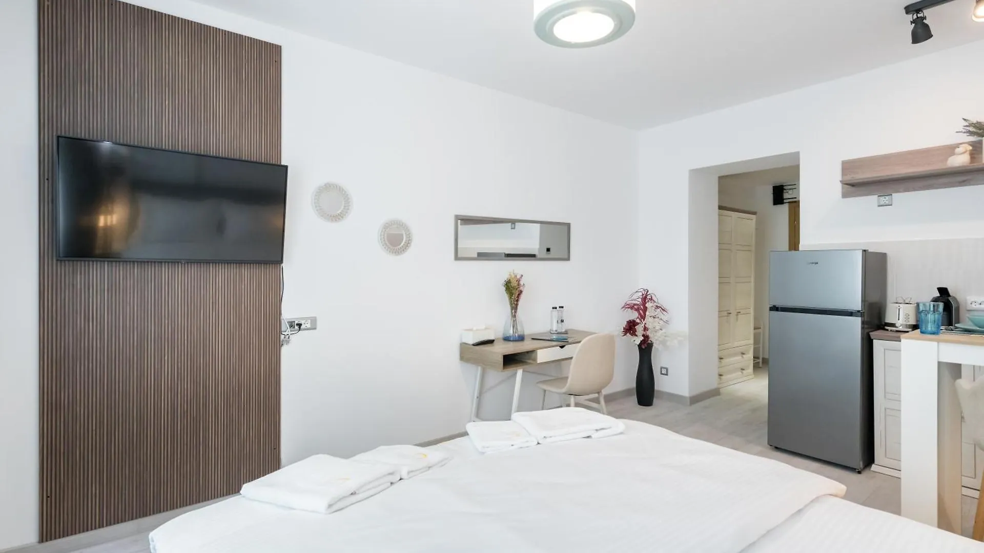 Charlotte Grand Bucharest Lejlighed