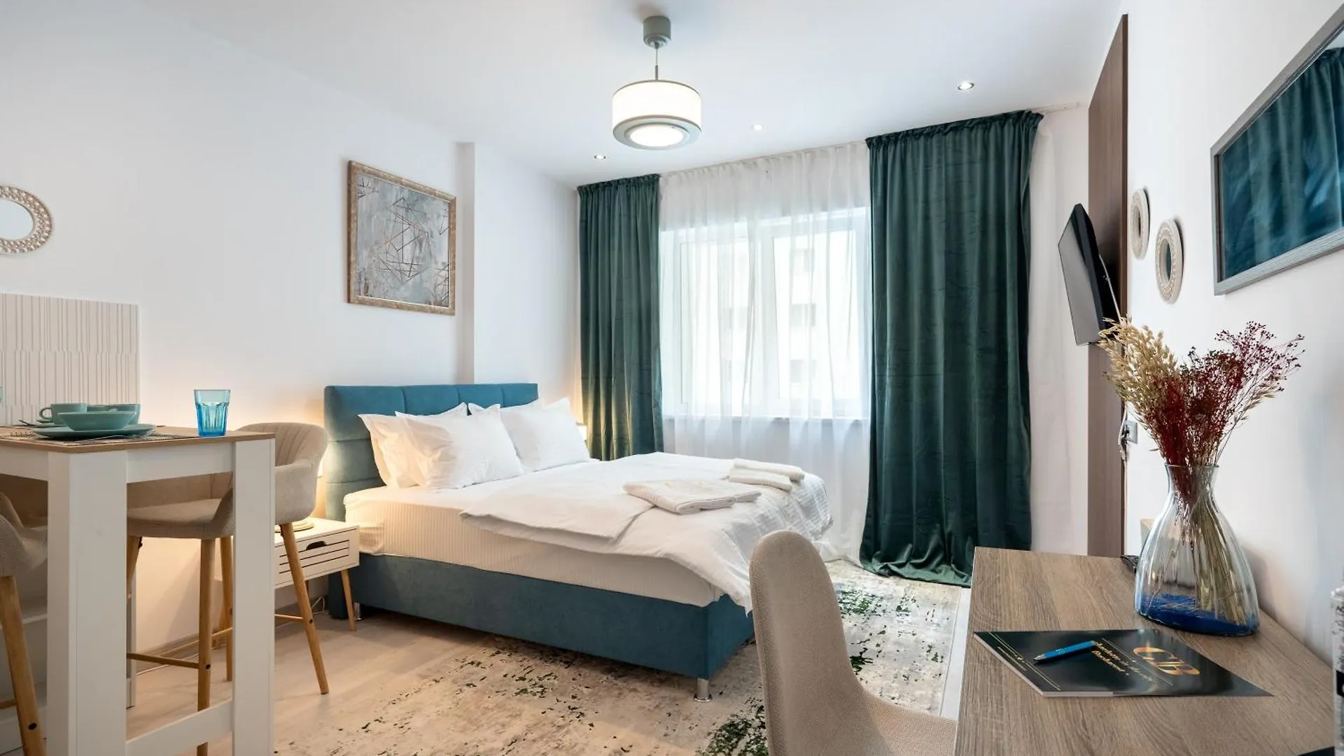 Charlotte Grand Bucharest Lejlighed
